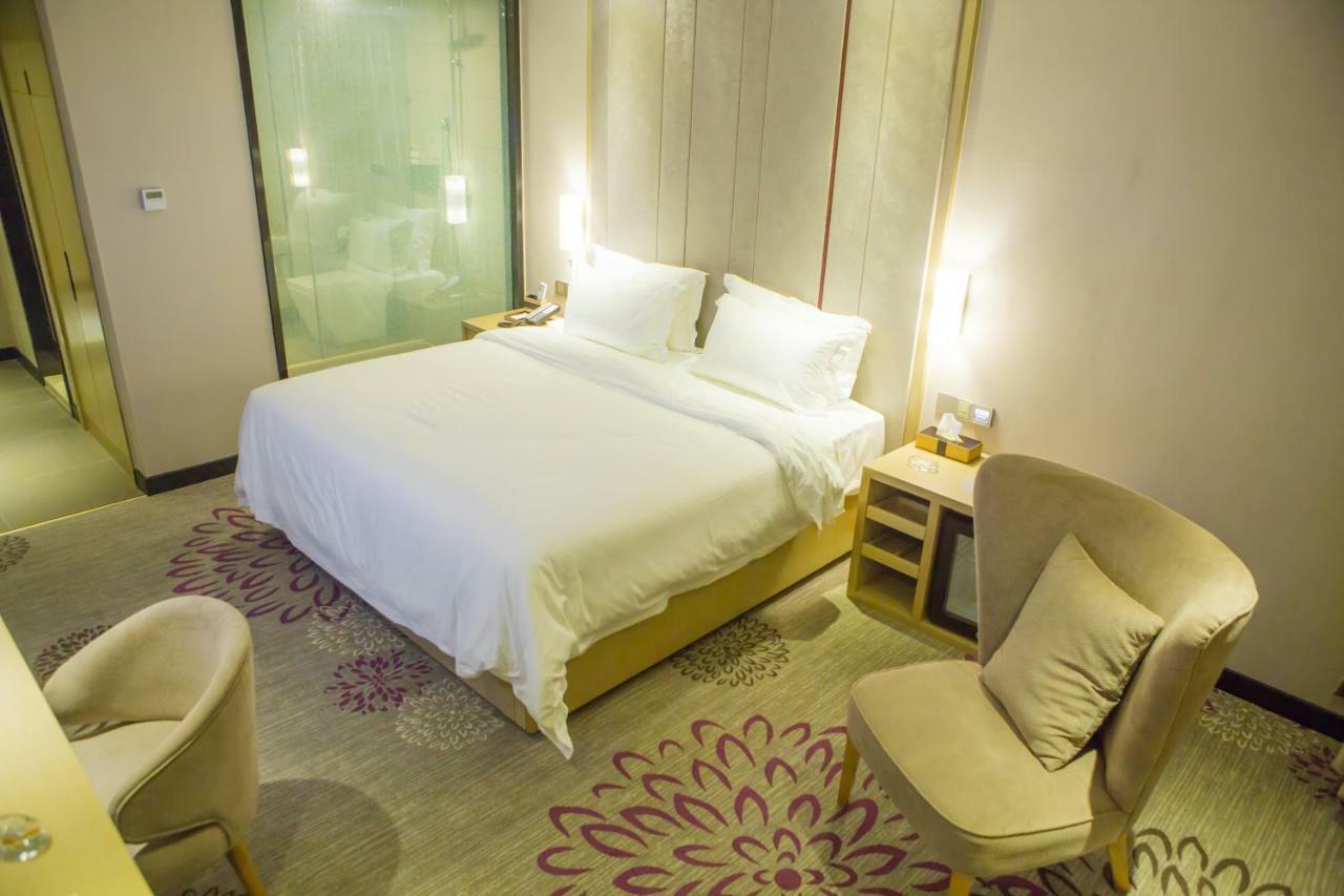 Lavande Hotel Шаньтоу Екстер'єр фото